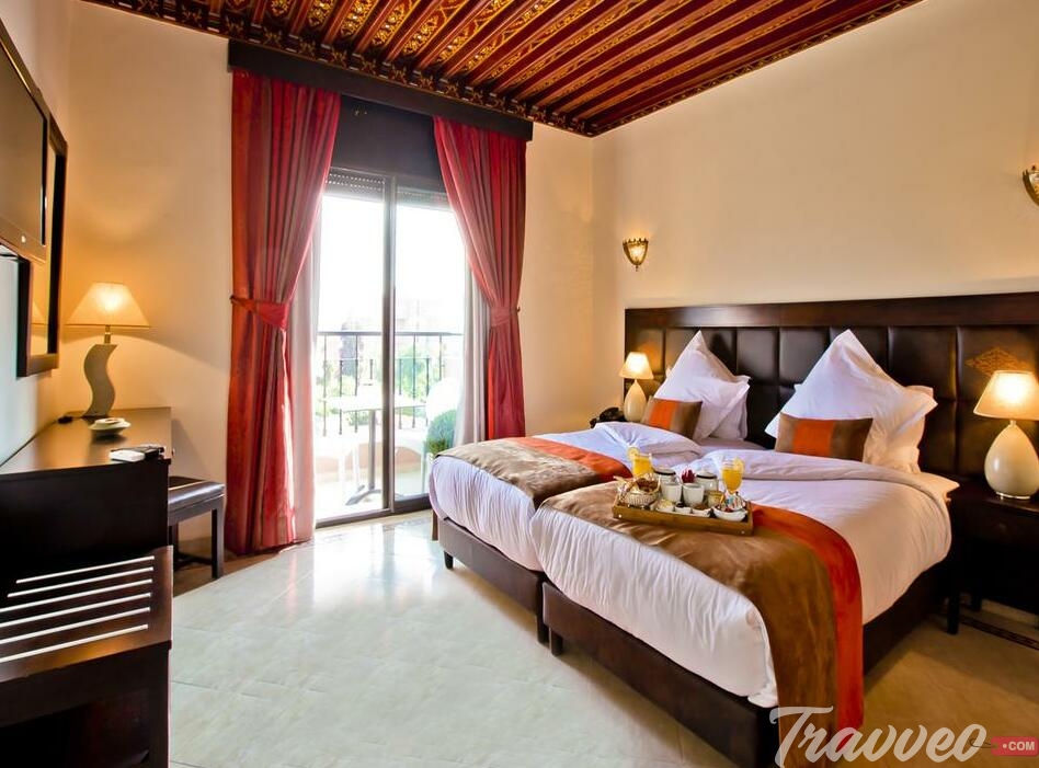 فندق لورانس دارابي يعتبر من الفنادق الفخمة فئة 3 نجوم المتواجدة فى مدينة مراكش حيث يوفر الفندق العديد من المميزات مثل وسائل الترفيه المتعددة علاوة على مستوى الخدمة الرائع